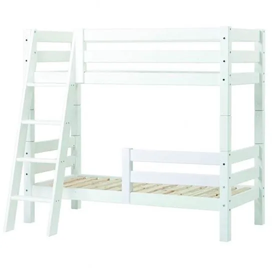Hoppekids ECO Luxury kerrossänky kaiteella ja vinolla tikkaalla - 70x160 cm